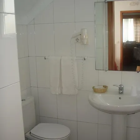 Residencial Ermida Dos Remedios Fontinhas