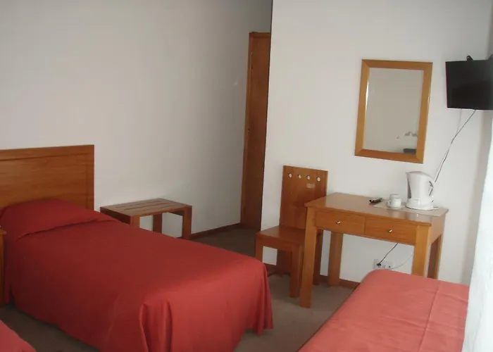 Residencial Ermida Dos Remedios Gasthof Fontinhas