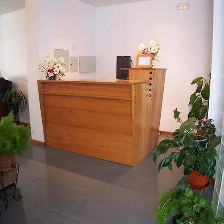 Guest house Residencial Ermida Dos Remedios Praia da Vitoria